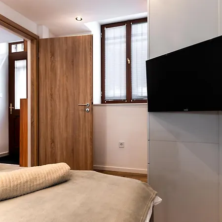 Downtown By Stlcz Apartmán *