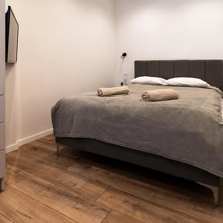 Downtown By Stlcz בודפשט